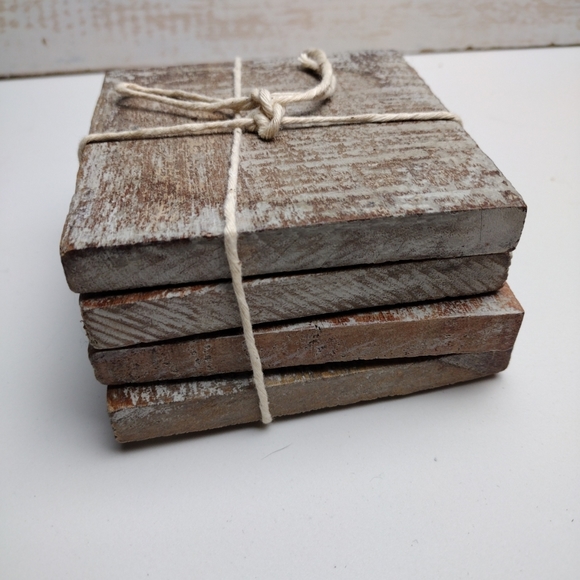 Wooden Drink Coasters Rustic Farmhouse Chippy Distressed Square Crude Set Of 4 - Picture 2 of 9